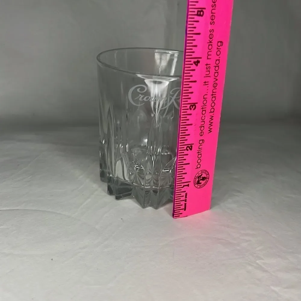 Crown Royal Crystal Glass 10 Ounces Bar Cocktail Rocks 3 In Round 3 1/2 In Tall